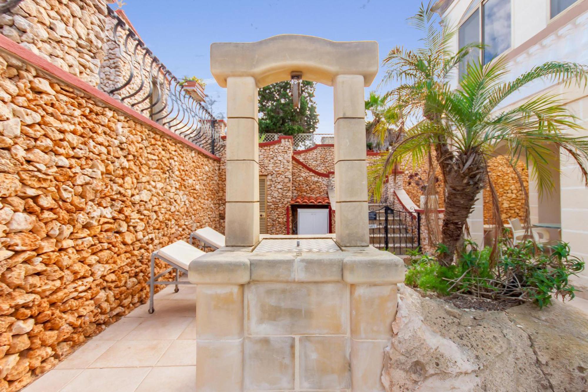 Villa & Pool Apartments In Mellieha Bay Exteriér fotografie